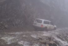 Lurë/ Livadhi kthehet në liqen, banorët pa energji elektrike prej 7 ditësh