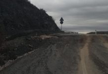 Dëmtohet rëndë rruga në 2017, ishte rikonstruktuar në 2017