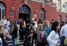 A ka kuptim mësimi online me kafenetë plot? Manastirliu zbulon vendimin që është marrë për Universitetet