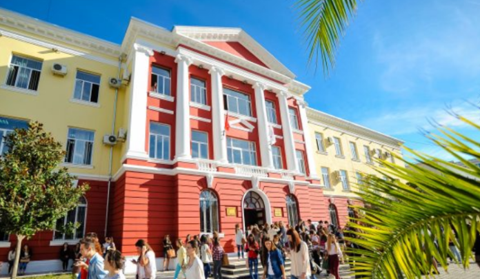 universiteti-i-tiranes.png