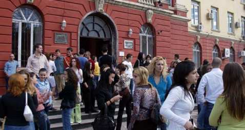 universiteti.png