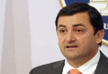 Shkarkimi i dy mjekëve të QSUT, ish-deputeti i LSI: Skandal dhe marrëzi e qeverisë, të rikthehen urgjet në punë!