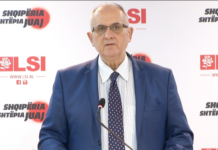 Vasili nxjerr videon dhe sulmon qeverinë: Qajnë e spërdridhen, për shiun e baltën në Astir nuk flasin
