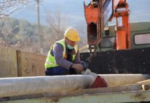 Berat/ Rikonstruksioni i rrjetit elektrik, fillon ndërtimi i një fideri të ri 20 kV