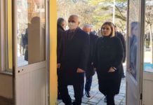 Skrapar/ I jepet lamtumira e fundit mjekut, Meta dhe Kryemadhi në homazhe: Dhuronte përherë përkujdesje dhe dashuri