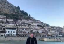 “Rama i flaku në rrugë socialistët e ndershëm”, Lefter Maliqi: Do thyej herësin e do të jem në Parlament, LSI fiton 4 mandate në qarkun e Beratit, PS vetëm 1!