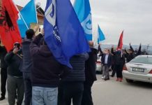 Izraelitët i japin Bashës skemën e vitit 2017: Përkrahësit do të të presin rrugën me flamuj dhe ti del nga makina për t’i përshëndetur i surprizuar