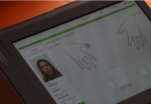Probleme me pajisjen e identifikimit biometrik, në dy qendra në Berat nuk ka nisur votimi, plani “B”