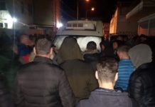 “Do iu shpërndahet familjeve për fushatë nga PS”, dërgohet në prokurori furgoni më mallra në PS. Ja çfarë bëjnë përfaqësuesit e PD (VIDEO)