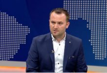 “Ja vrasësit e vërtetë të 20 vjeçarit”, gazetari zbulon përgjegjësit për vdekjen e të riut në Velipojë: T’i thërrasin mendjes se ngelën duke numëruar viktimat