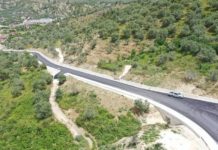 Berat/ Drejt përfundimit asfaltimi i rrugës së Kalasë, lehtëson lëvizjen në sitet turistike