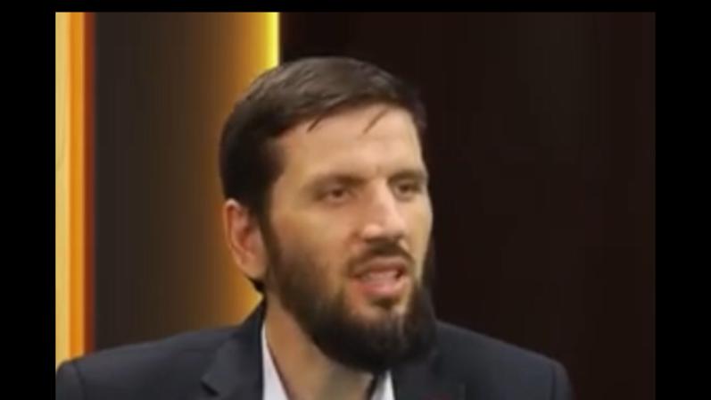Nevoja për xhami në bulevardin e ri