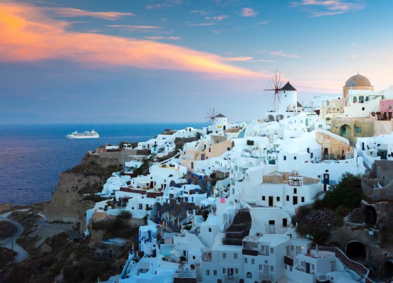 Arrestohet “grabitësi i shkurtër i Mykonos”! Kush është “Xhuxhi” shqiptar që zbrazi vilat e ishullit grek Arrestohet “grabitësi i shkurtër i Mykonos”! Kush është “Xhuxhi” shqiptar që zbrazi vilat e ishullit grek