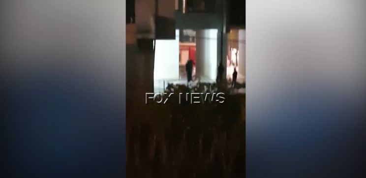LAJM I FUNDIT/ Zjarri në një pallat në zonën e Freskut, reagon Policia e Shtetit
