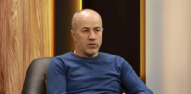 “Pyetësori Rama”, ose publiku si tribu