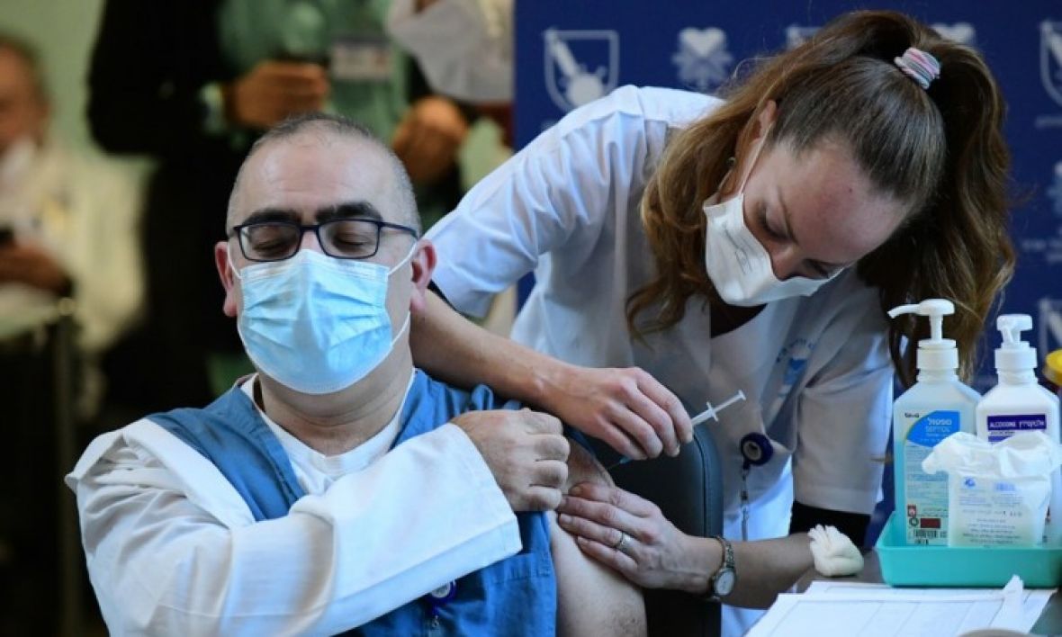 COVID-i në Izrael: si një aksident hekurudhor në lëvizje të ngadaltë