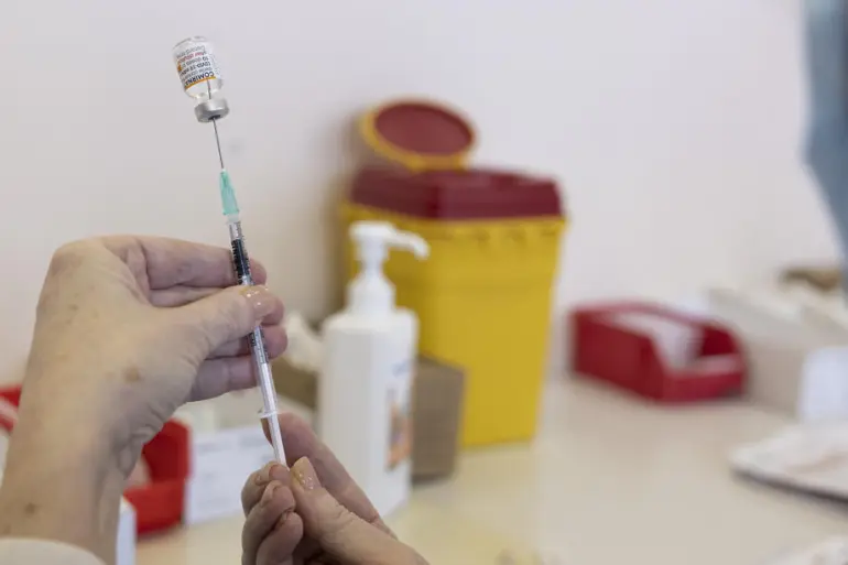 Amnisty, akuzë e rëndë kompanive farmaceutike