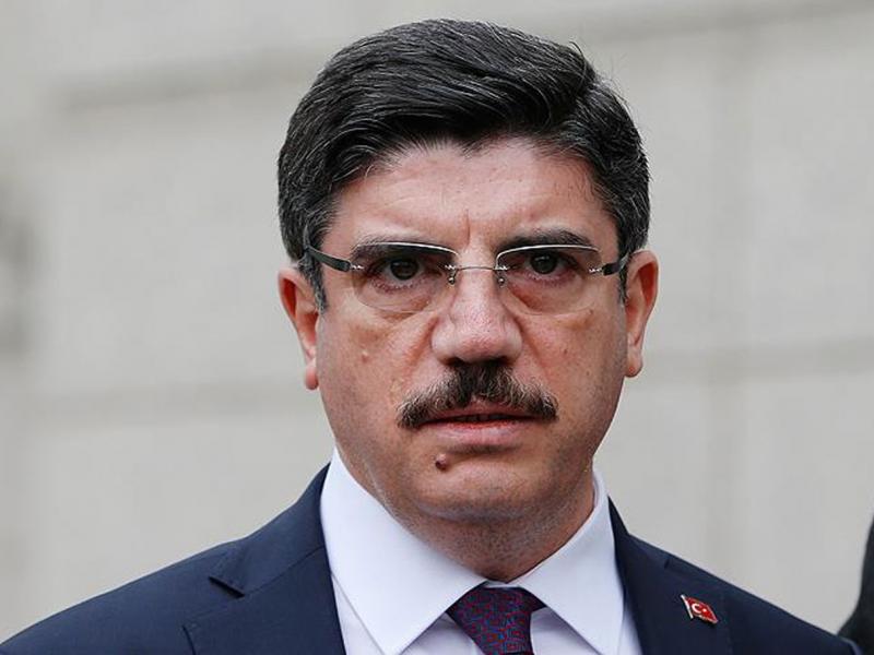 Nga Yasin Aktay: Më pak familje dhe rritje ateizmit, ç’po ndodh në shoqërinë turke?
