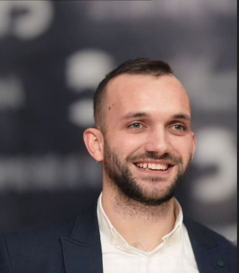 Nga Gentian Jetishi: Kontrollimi i popujve përmes “Orientimit në karrierë”
