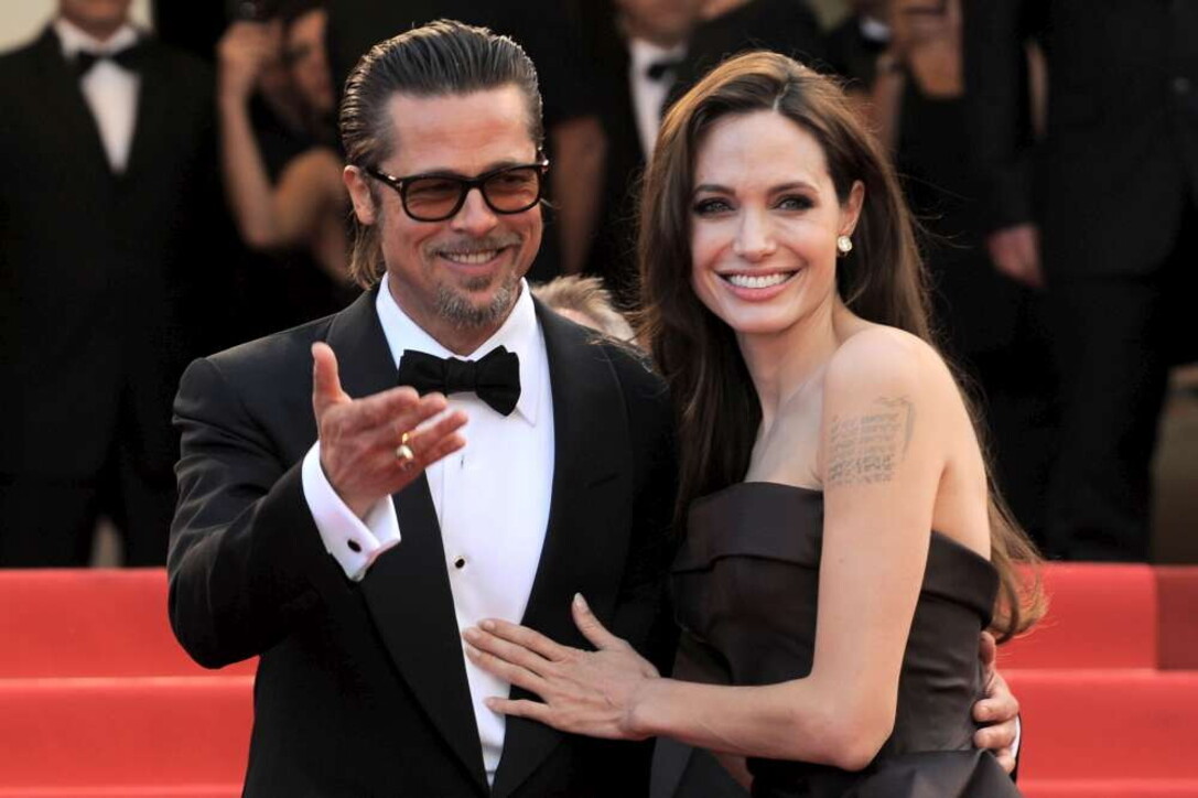 Brad Pitt, sëmundja përkeqësohet: “Nuk njoh më as fytyrat e miqve dhe të afërmve” Brad Pitt, sëmundja përkeqësohet: “Nuk njoh më as fytyrat e miqve dhe të afërmve”