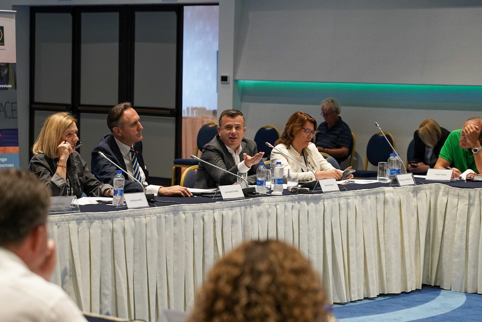 Balla mer pjesë në Simpoziumi Ndërkombëtar Symi në Athinë: Mos-liberalizimi i vizave për qytetarët e Kosovës nga BE është një turp tjetër për kredibilitetin e BE
