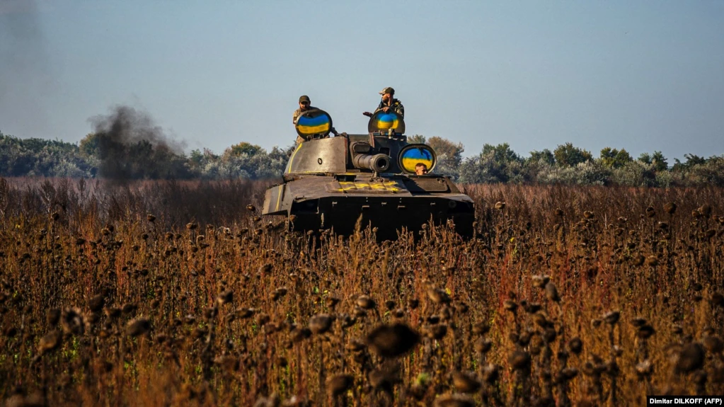 Ukraina: Rusia po dërgon përforcime në Herson