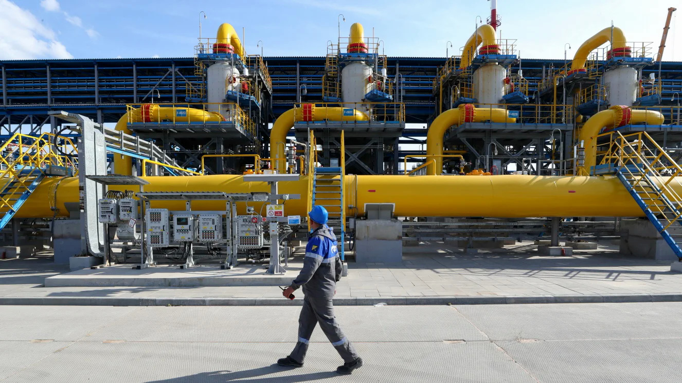 “Gazprom” redukton ndjeshëm dërgesat e gazit në Moldavi