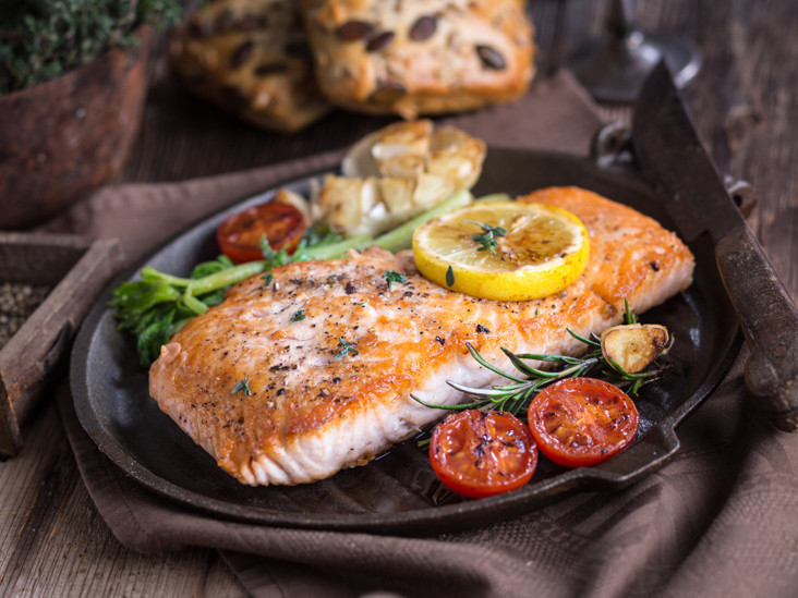 Dieta me shumë proteina: si funksionon, përfitimet, kundërindikacionet