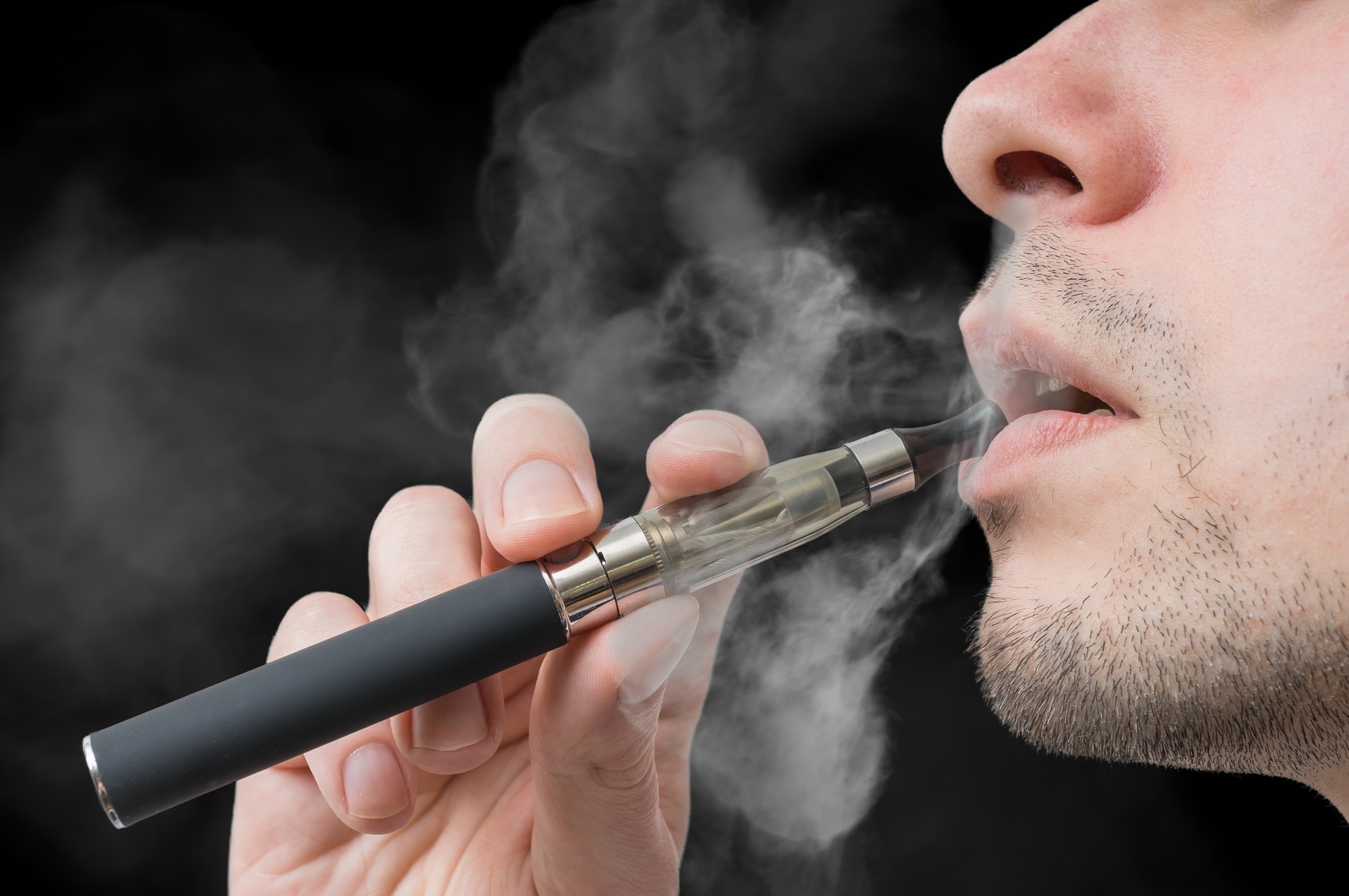 A janë cigaret elektronike të dëmshme për shëndetin?