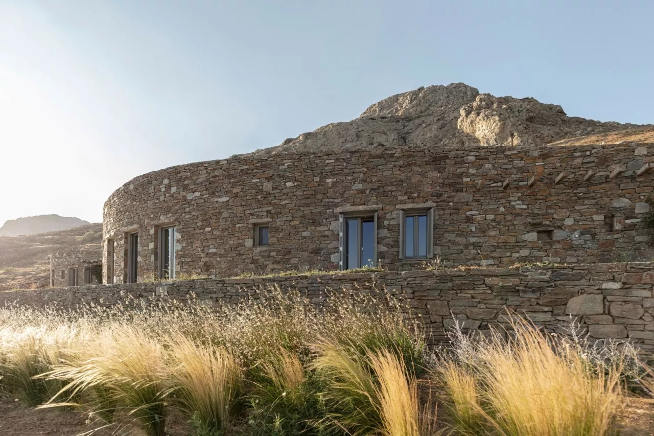 Një leksion arkitekturor nga Greqia: dorë shqiptarësh?