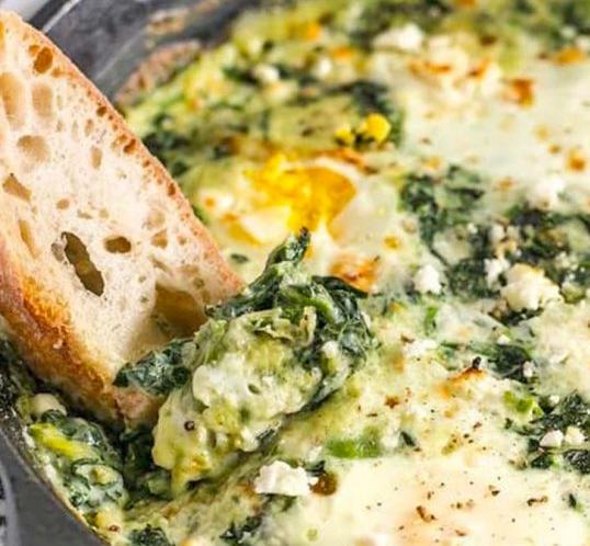 Receta/ Fërgesë me gjizë dhe spinaq