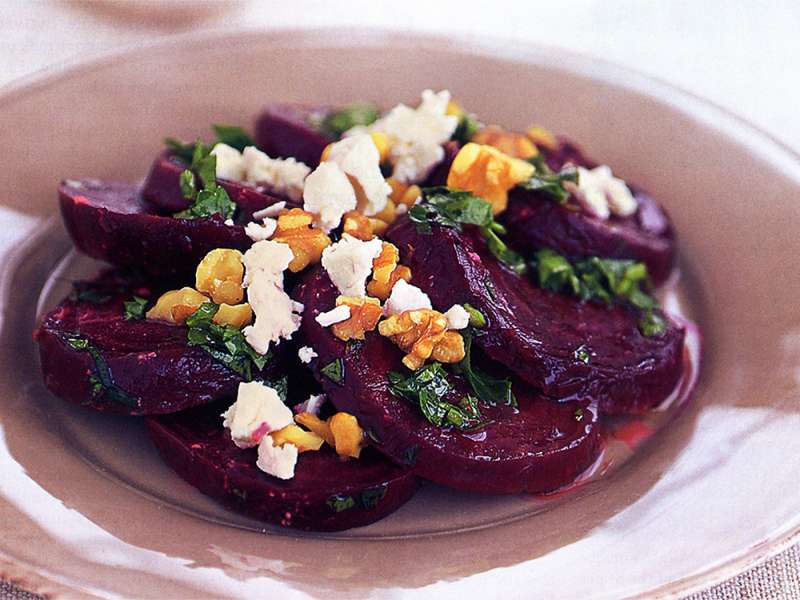 Receta/ Sallatë me panxhar dhe efektet pozitive në shëndet janë pafund