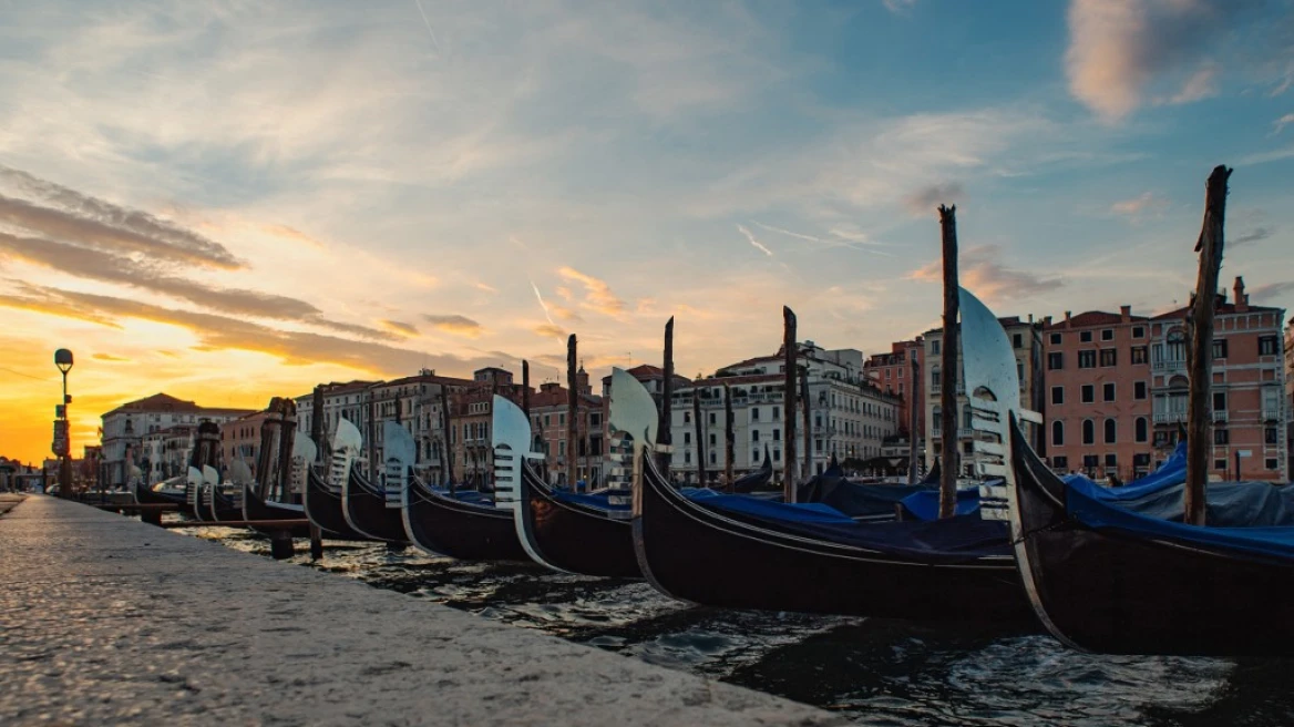 Venecia, aty ku banorët i “urrejnë” turistët
