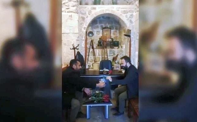 Djegia e Kur’anit: muslimanët në Turqi, trëndafila besimtarëve në kisha