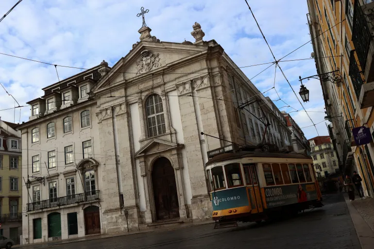Kisha Katolike portugeze, me një falje që u kontestua