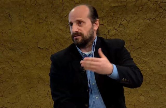 Dritan Goxhaj: Ju tregoj dorasit dhe kallauzët e Serbisë në Kosovë