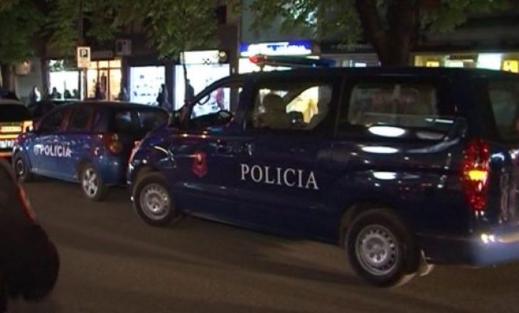 Plagoset me thikë 41 vjeçari, policia në kërkim të autorit