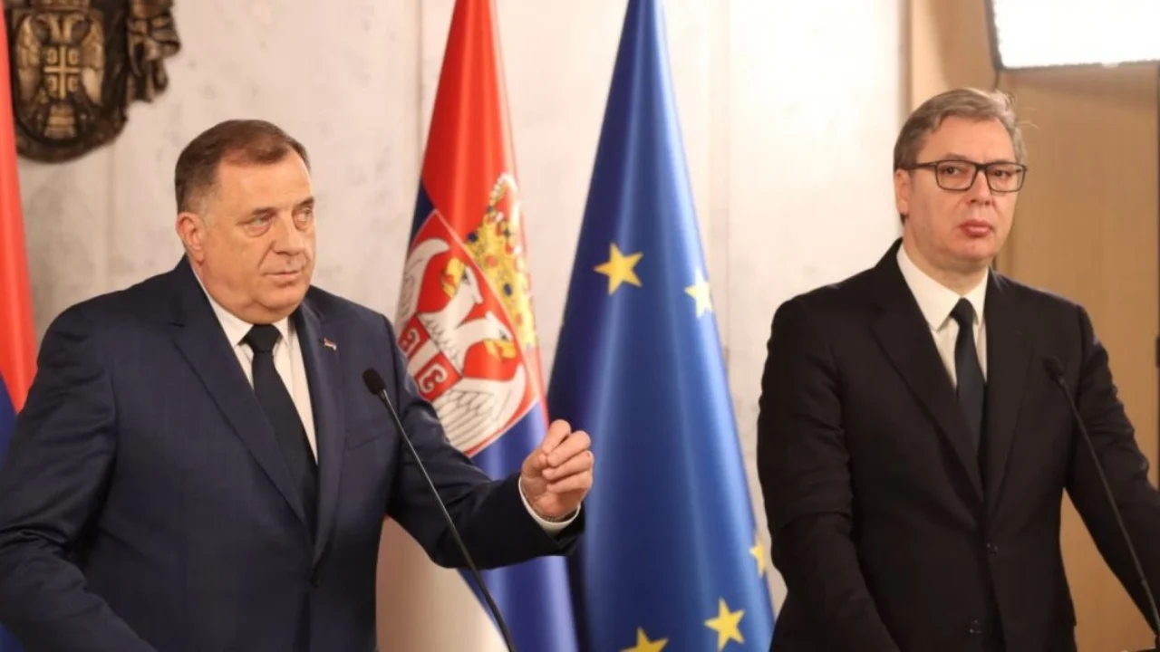 “Ata nuk i besojnë plotësisht njëri-tjetrit”, eksperti gjerman: Dodik dhe Vuçiç garojnë “kush është serb më i madh”