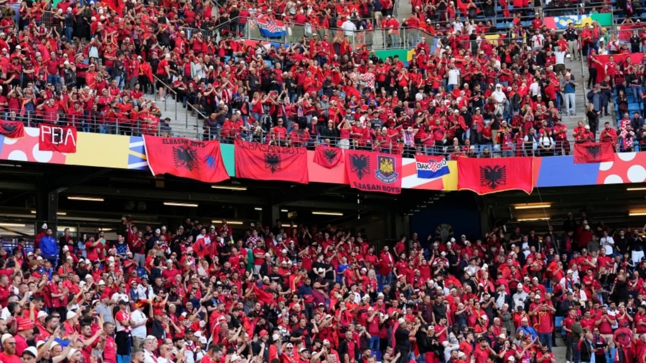 Gjobë dhe paralajmërim, UEFA dënon Shqipërinë një muaj pas Europianit