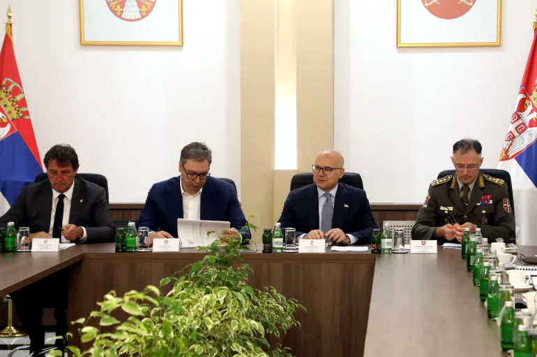 Vuçiç: Bayraktarë nga Gjakova, shënjestër Serbinë(!)