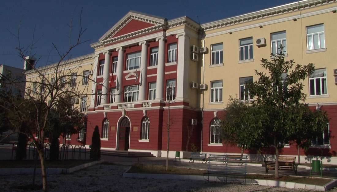 Kokëçarjet në Arsim: risi në stimulimin për mësuesi