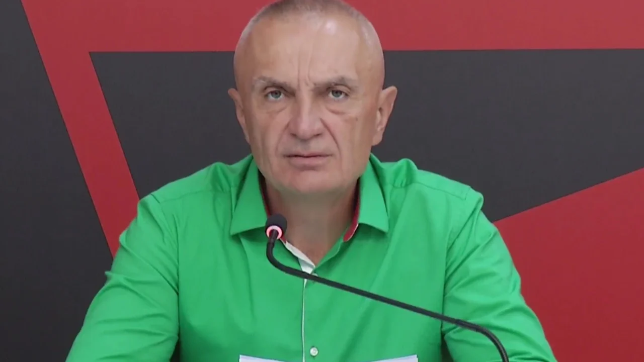 “Popullsia e përgjysmuar”, Presidenti i PL: Personeli në bashki është dyfishuar, shpenzimet janë trefishuar