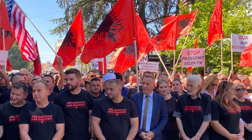 Protestë ndaj Beogradit në Luginë