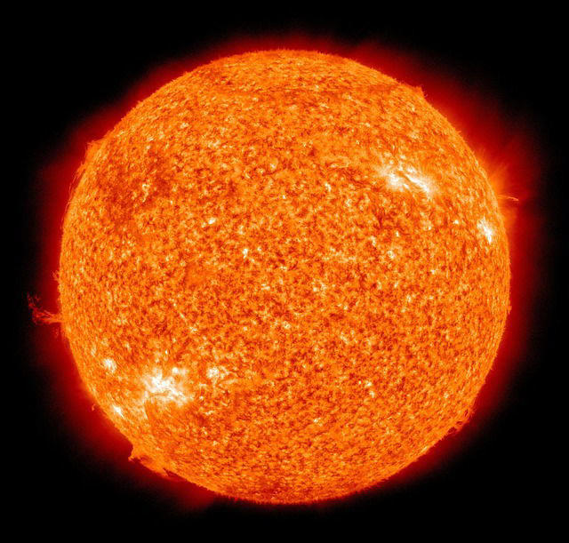 Një shpërthim i fuqishëm diellor i dërgoi radiot në blackout duke ndërprer cdo sinjal