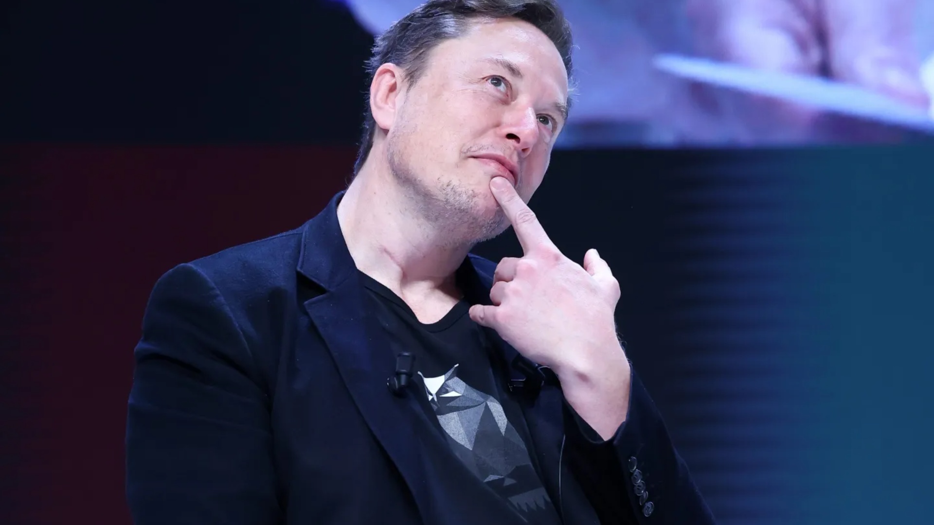 Për të dalluar nëse je i/e aftë për pozicionin e punës, Elon Musk kur interviston pyet vetëm për…