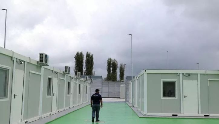 Organizatat humanitare: Marrëveshja e migracionit Itali-Shqipëri shkel etikën mjekësore 8 Gjader 1 1