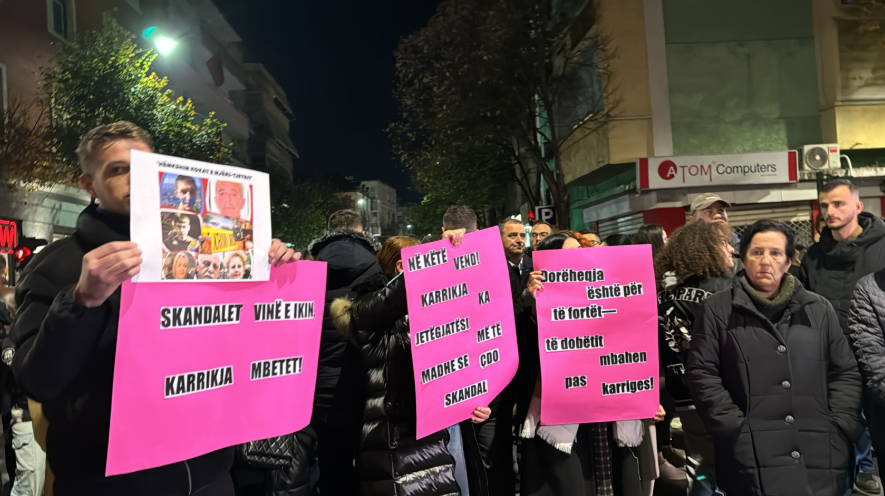 Në fjalën e saj ajo iu drejtua edhe nënës së autorit të vrasjes së Martinit, duke i thënë se duhet të dalë dhe të flasë. 14 IMG 0060