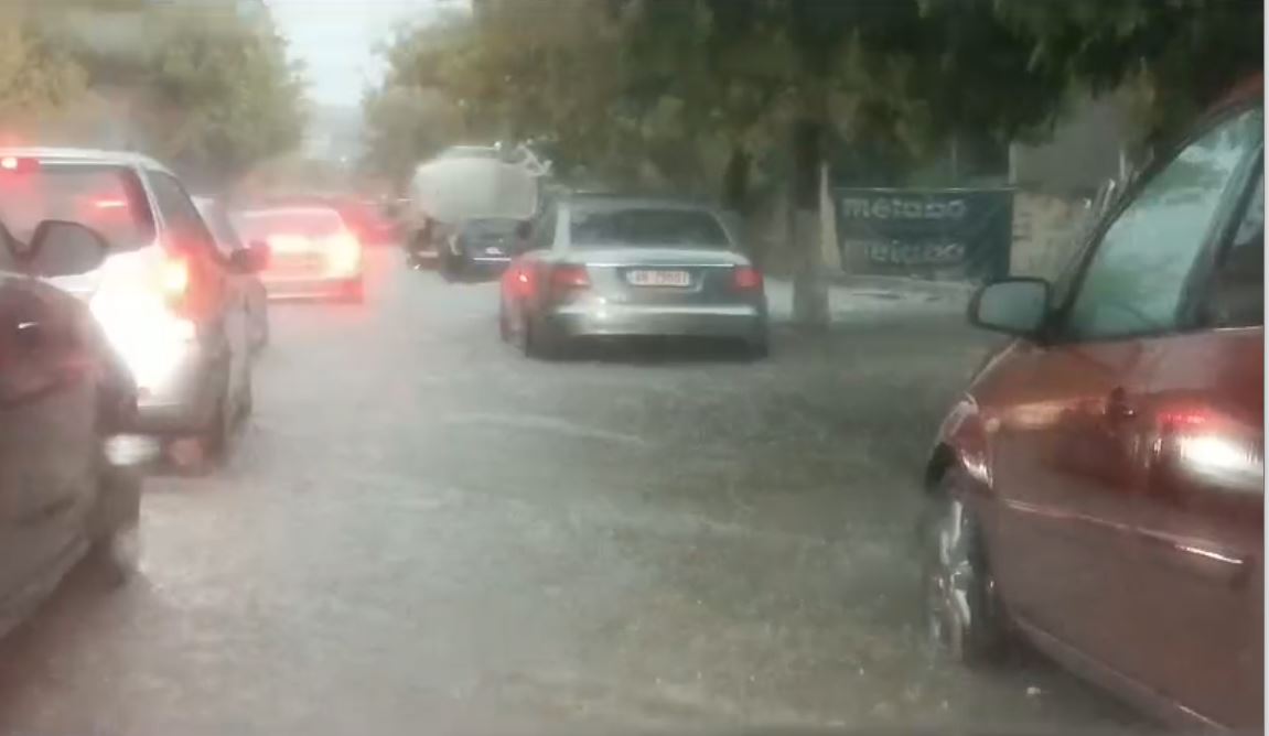 Cilat janë dy qytetet shqiptare më të rrezikuara nga përmbytjet?