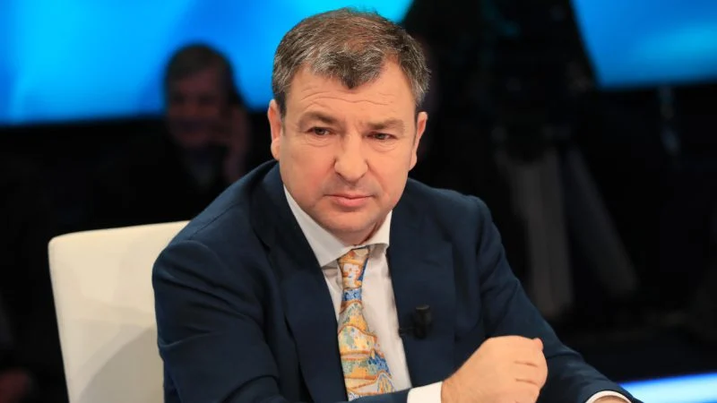 vangjush dako