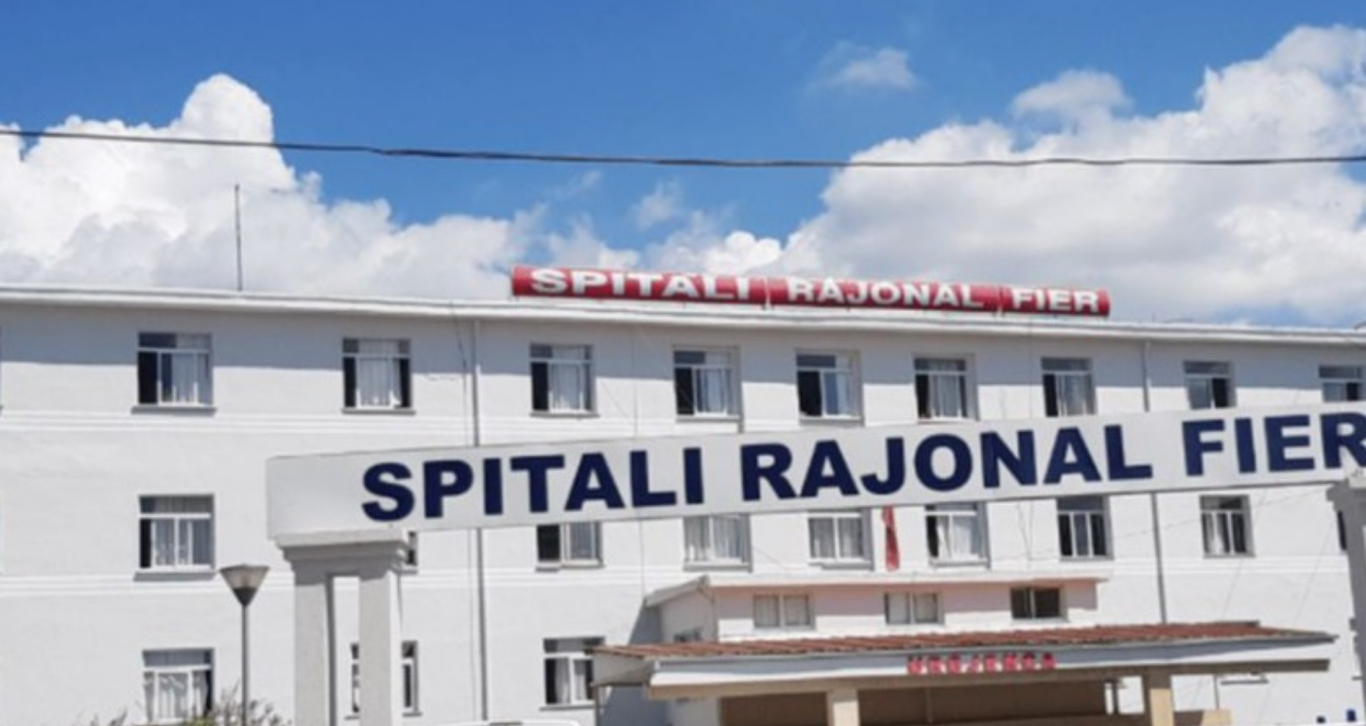 Pacienti vdiq 2 vjet më parë, 3 mjekë të spitalit të Fierit nën hetim akuzohen se neglizhuan mjekimin (EMRAT) 3 Progetto senza titolo 1 97